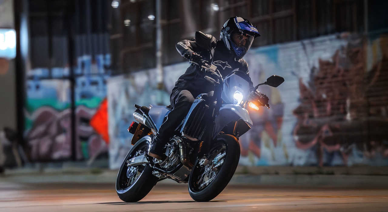お肉大好き スズキ DR125S 4点セット スズキ最新モデル情報 | SBS小牧